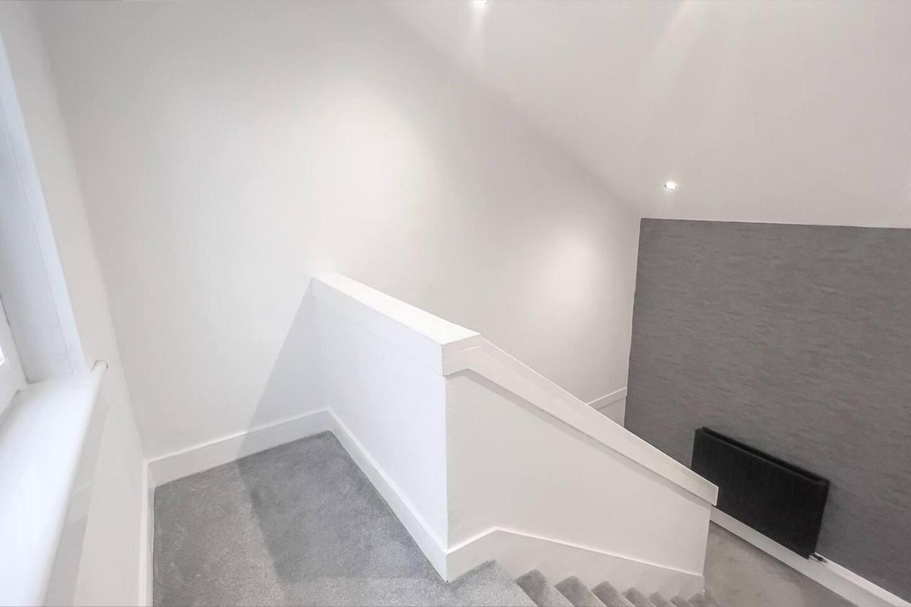 Stunning Luxury Apartment Near Motherwell Wishaw  Exteriér fotografie